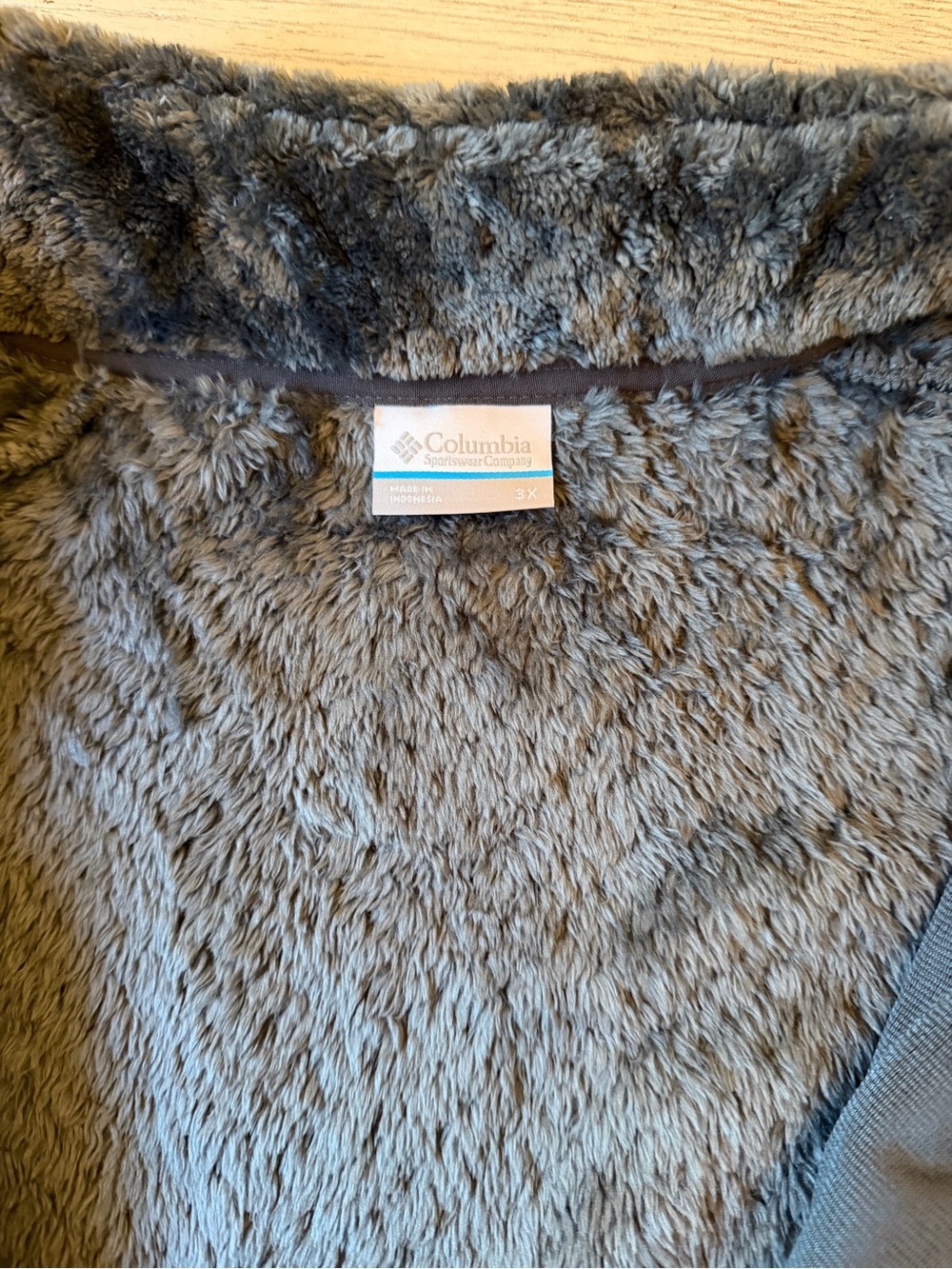 Columbia Women’s 3X Plush Fleece Full Zip Jacket Gray NWT - Picture 3 of 7